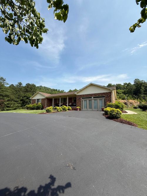 298 Dancey Branch Rd, Cannon, KY, 40923-6308 | Card Image