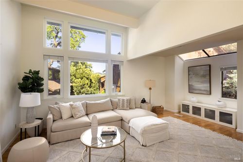 883 Magnolia Avenue, Larkspur, CA, 94939 | Card Image