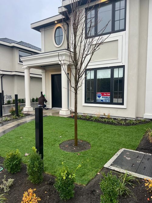 {{alt}} | Card Image