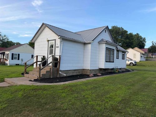 550 S 6th St, Akron, IA, 51001-8529 | Card Image