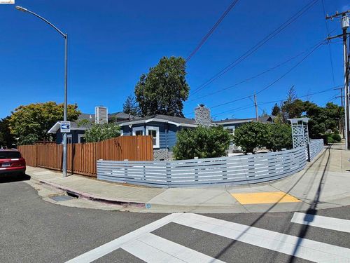 19375 Parsons Ave, Castro Valley, CA, 94546-3414 | Card Image