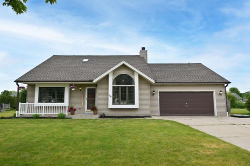 118 Mckenzie Ave, Mukwonago, WI, 53149-1468 | Card Image
