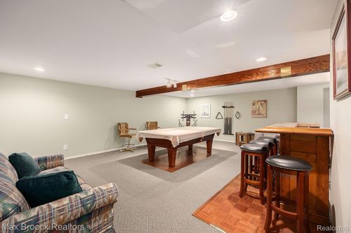 27968 Red Cedar Ln, Harrison Township, MI, 48045-2221 | Card Image