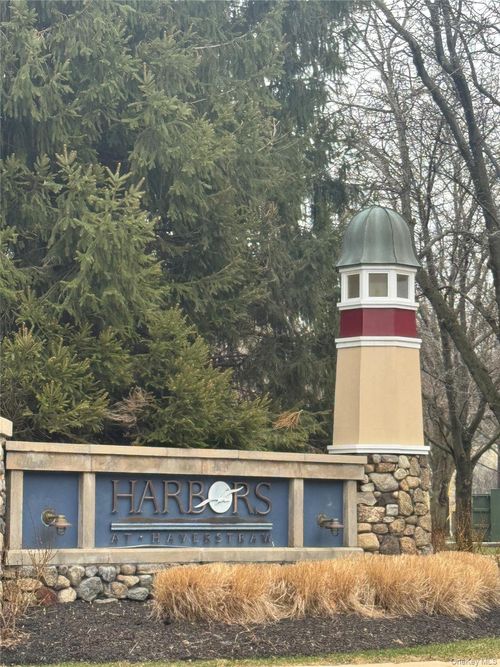 1109-1109 Round Pointe Dr, Haverstraw, NY, 10927-2122 | Card Image