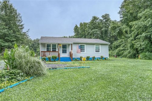 1992 Town Bridge Rd, Urbanna, VA, 23175-2181 | Card Image