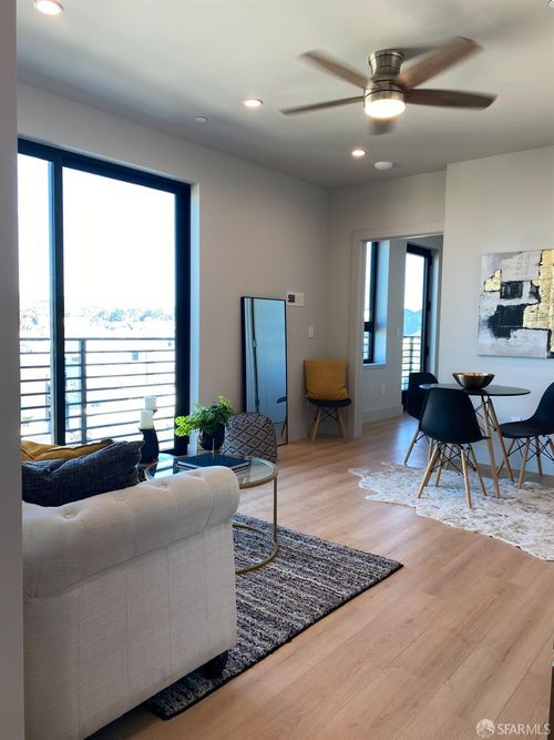 504-3945 Judah Street, San Francisco, CA, 94121 | Card Image