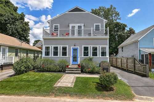 214 Narragansett Ave, Barrington, RI, 02806-1021 | Card Image