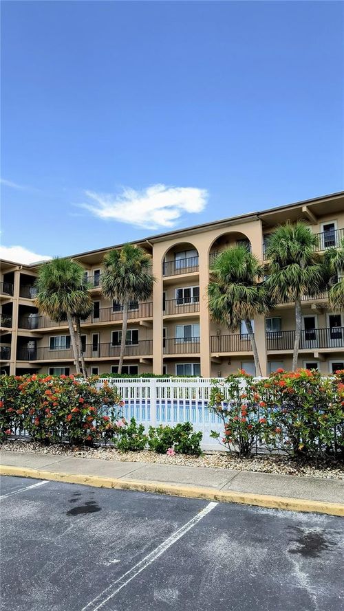 apt-c12-2525 W Bay Dr, BELLEAIR BLUFFS, FL, 33770-1946 | Card Image