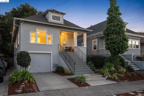 455 36th St, Oakland, CA, 94609 | Card Image