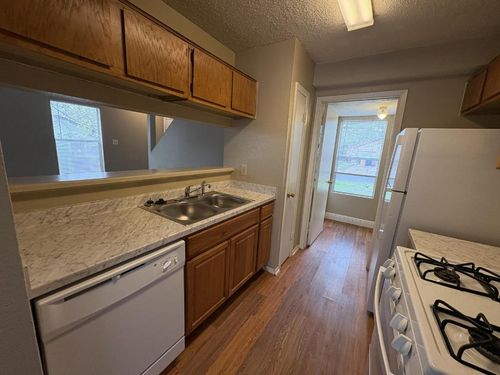 apt-a-9609 Bear Paw Trl, Del Valle, TX, 78617-2444 | Card Image