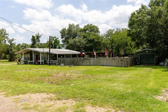 712 Birch Hollow Dr, House other with 4 bedrooms, 2 bathrooms and 1 parking in Somerville TX | Image 4