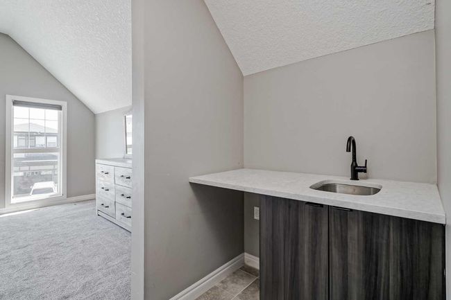 102 Marquis Grove Se, House other with 4 bedrooms, 4 bathrooms and 4 parking in Calgary AB | Image 18