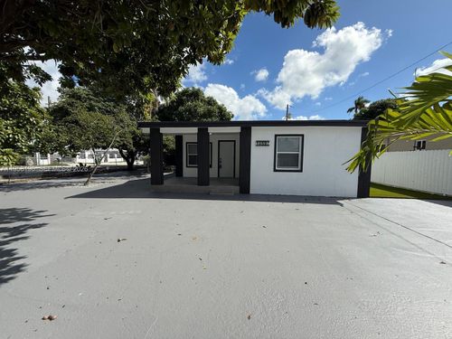 10597 Nw 30th Ave, Miami, FL, 33147-1127 | Card Image