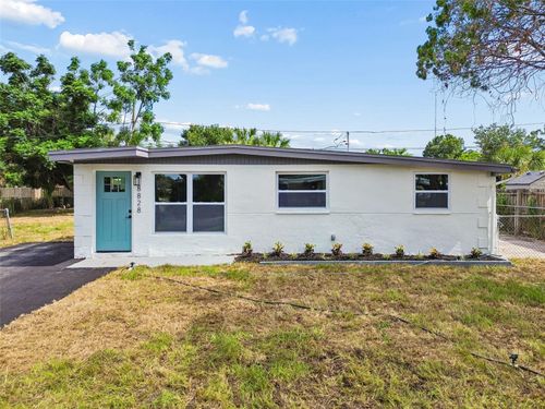 8828 91st Ter, SEMINOLE, FL, 33777-3201 | Card Image