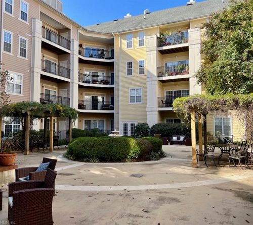 unit-210-1400 Granby St, Norfolk, VA, 23510-2666 | Card Image