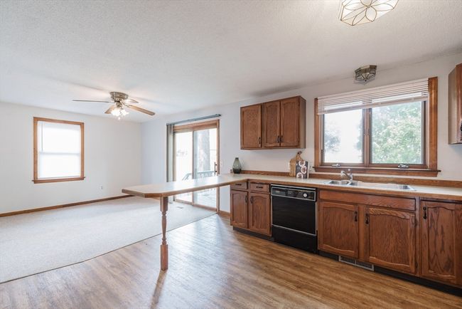 34 Luden St, House other with 2 bedrooms, 2 bathrooms and 2 parking in Springfield MA | Image 4