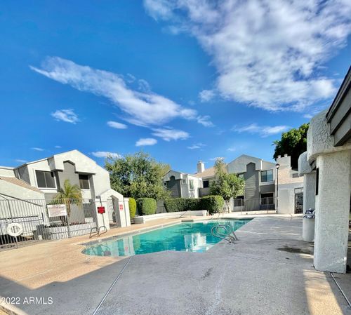 205-9209 N 59th Ave, Glendale, AZ, 85302-3038 | Card Image