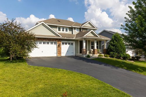 8795 Bellevue Ct, Chanhassen, MN, 55317-4833 | Card Image