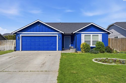 6214 Robert Wayne Dr, Pasco, WA, 99301-8041 | Card Image