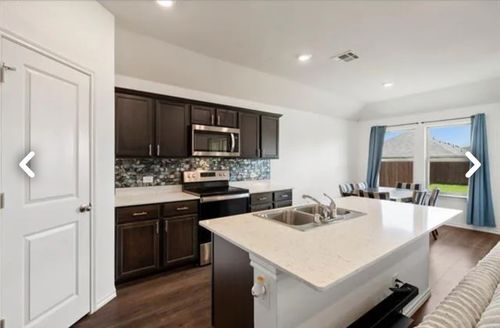 1111 Fairbanks Dr, Ennis, TX, 75119-1776 | Card Image