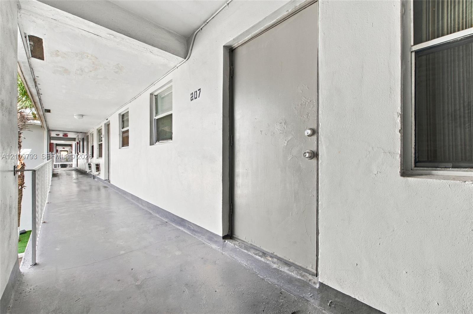 Residential Lease in Pembroke Pines 4