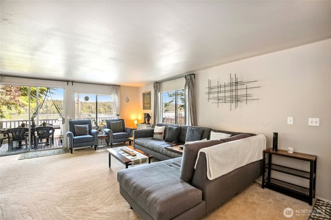 70 E Rustle Way, House other with 3 bedrooms, 2 bathrooms and 2 parking in Grapeview WA | Image 7
