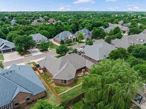 525 Celtic Court, Edmond, OK, 73025 | Card Image