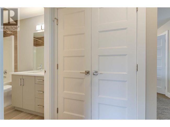 788 Acadia St, House other with 4 bedrooms, 3 bathrooms and 2 parking in Kelowna BC | Image 37