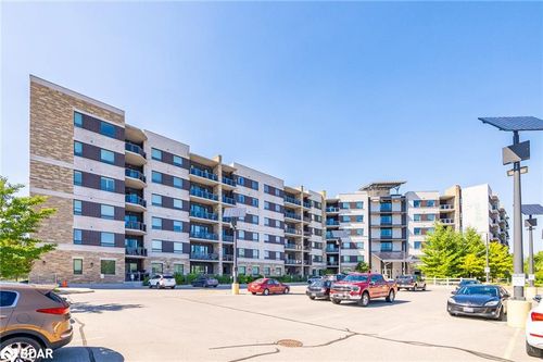 112-33 Whitmer St, Milton, ON, L9T8P9 | Card Image
