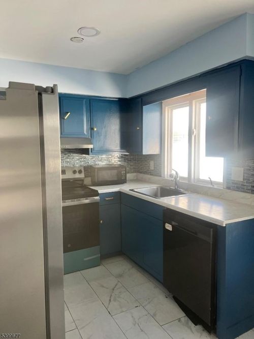 304 Concord Ave, Union, NJ, 07083-4219 | Card Image