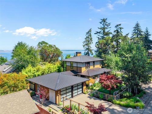 302 T St, Port Townsend, WA, 98368-3618 | Card Image