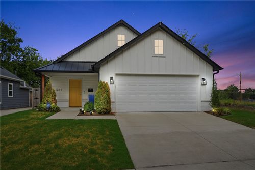 1209 Boston Ave, Tulsa, OK, 74106-4603 | Card Image