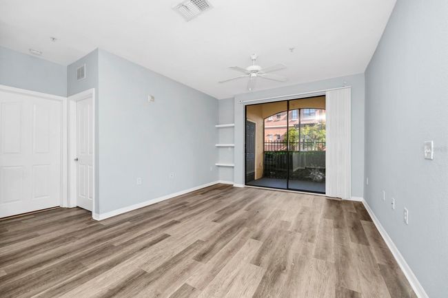 UNIT-106 - 6157 Metrowest Blvd, Condo with 2 bedrooms, 2 bathrooms and null parking in ORLANDO FL | Image 5