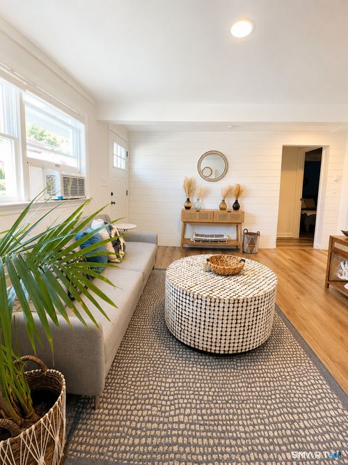 1-34 Franklin St, Westport, CT, 06880-5941 | Card Image