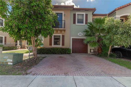 606 Ne 35th Ave, Homestead, FL, 33033 | Card Image