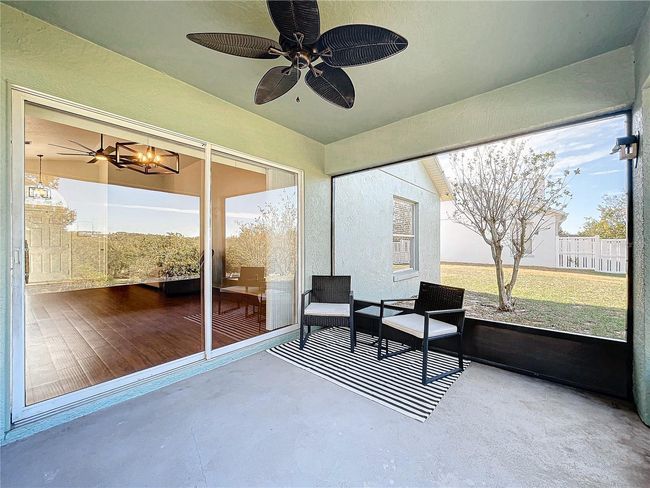 865 Scenic View Cir, House other with 3 bedrooms, 2 bathrooms and null parking in Minneola FL | Image 35