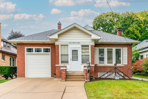 308 Mckinley Ave, Libertyville, IL, 60048-2733 | Card Image