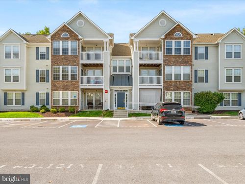 apt-j-6405 Weatherby Ct, FREDERICK, MD, 21703-1853 | Card Image
