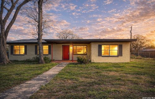 237 Kelly St, Poteet, TX, 78065-4428 | Card Image