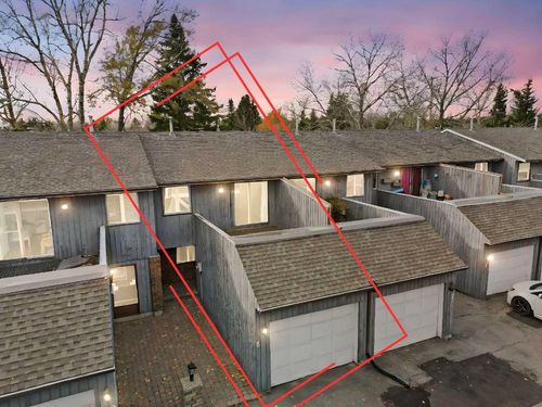 8-803 Varsity Estates Dr Nw, Calgary, AB, T3B4W5 | Card Image