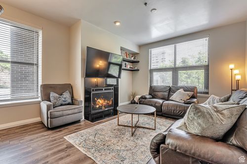 unit-200-350 200, Salt Lake City, UT, 84111-2473 | Card Image