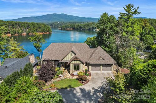 493 Dockside Dr, Nebo, NC, 28761-9416 | Card Image