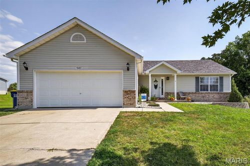 18483 Walnut Springs Ct, Wright City, MO, 63390-3184 | Card Image