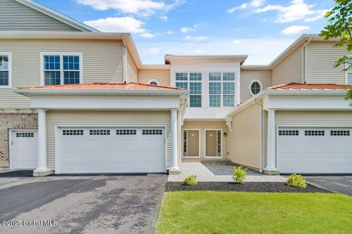 602 Vly Point Dr, Niskayuna, NY, 12309-1652 | Card Image