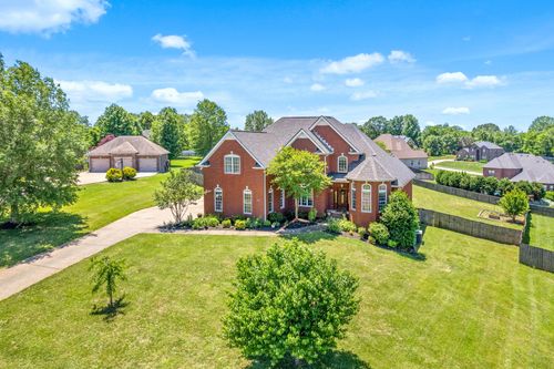 767 Dixie Ln, Pleasant View, TN, 37146-7946 | Card Image