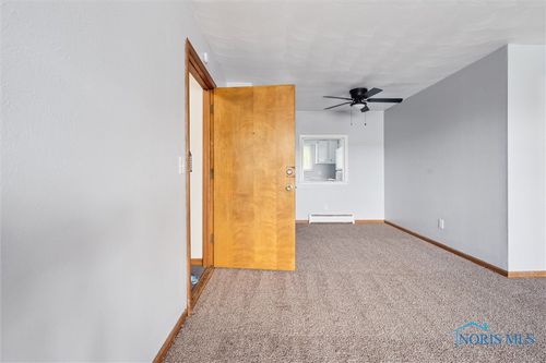 apt-6-3330 Arlington Ave, Toledo, OH, 43614-5717 | Card Image