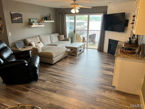 1a-600 Clearwater Dr, Camdenton, MO, 65020-8710 | Card Image