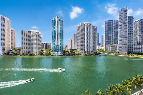 apt-1019-325 S Biscayne Blvd, Miami, FL, 33131-2307 | Card Image