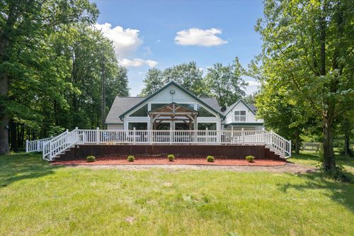 30170 Beeson St, Dowagiac, MI, 49047-7725 | Card Image