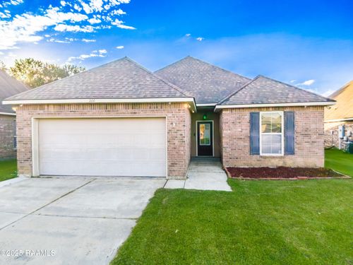 200 Rocky Ridge St, Youngsville, LA, 70592-6364 | Card Image